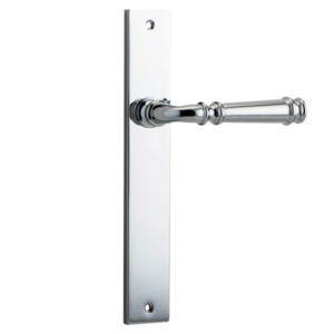 Verona Levers on Rectangular Backplate (iver)